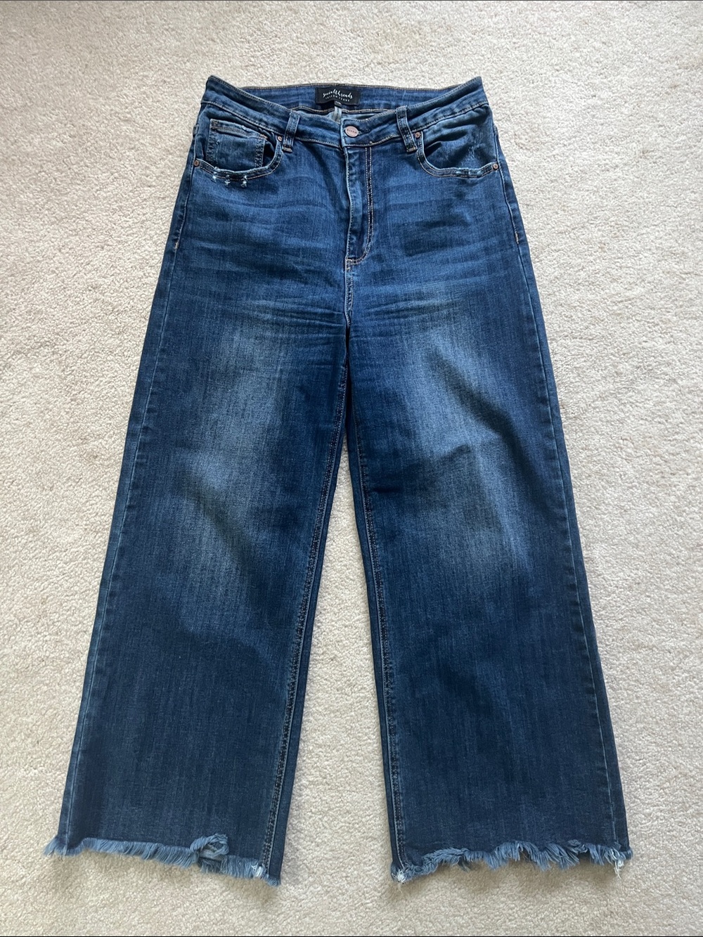 Social Threads Risen High Rise Frayed Ankle Wide Leg Jeans Size 11 / 30